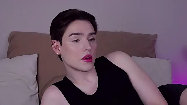 RobbyCharming online show from June 27, 7:46 am
