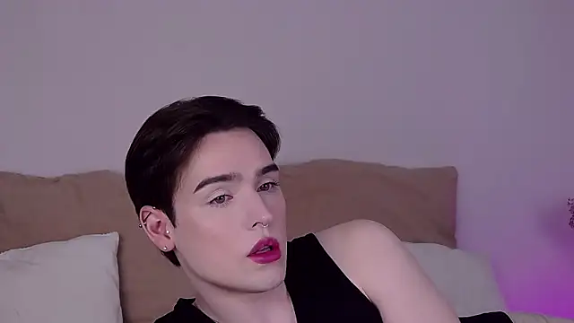 RobbyCharming online show from July 18, 9:13 am