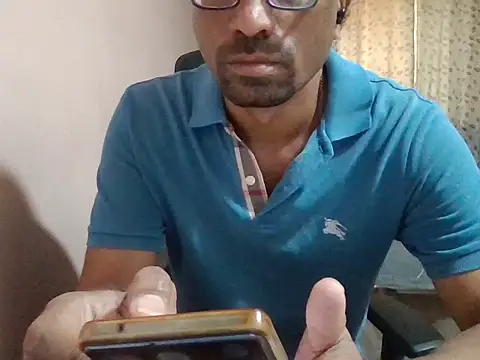 Snapshot of sexx4 chatting on March 17, 8:06 am sexx4 online show from March 17, 8:06 am