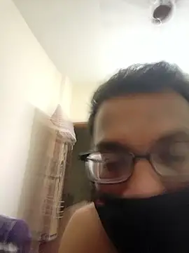 Snapshot of sexx4 chatting on April 3, 7:34 pm sexx4 online show from April 3, 7:34 pm