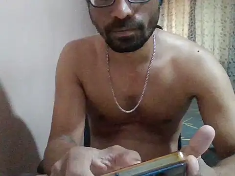 Snapshot of sexx4 chatting on April 7, 9:32 am sexx4 online show from April 7, 9:32 am
