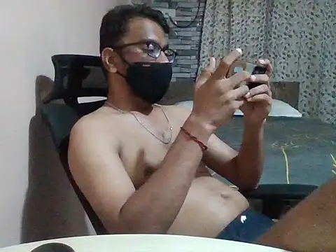 Snapshot of sexx4 chatting on April 9, 8:47 pm sexx4 online show from April 9, 8:47 pm