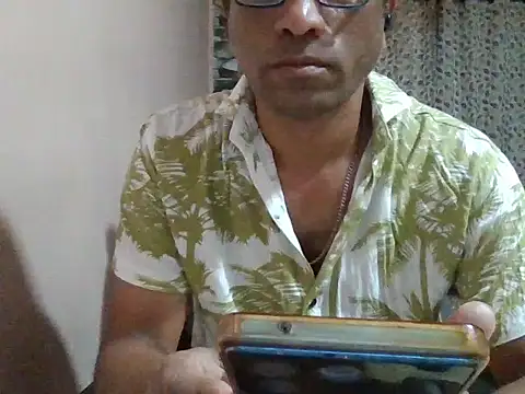 Snapshot of sexx4 chatting on April 15, 8:09 pm sexx4 online show from April 15, 8:09 pm