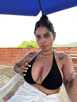 Snapshot of charlotte_stevenss_ chatting on February 8, 12:30 pm charlotte stevenss online show from February 8, 12:30 pm