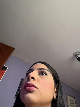 Snapshot of charlotte_stevenss_ chatting on February 17, 2:13 pm charlotte stevenss online show from February 17, 2:13 pm