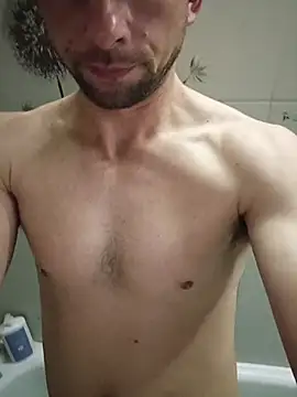 Snapshot of Addiii89 chatting on November 8, 2:01 am Addiii89 online show from November 8, 2:01 am