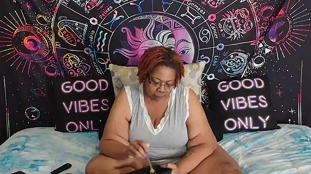 RenaeCumsAlot69 online show from July 20, 6:10 pm