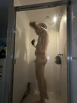 OSIRlS online show from February 19, 1:56 am