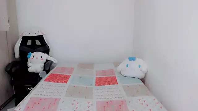 Youlittlepervertt  online show from October 21, 10:43 pm