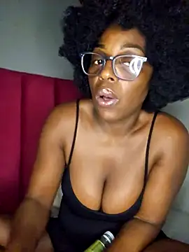 Snapshot of Shaniko89 chatting on April 22, 3:42 am Shaniko89 online show from April 22, 3:42 am