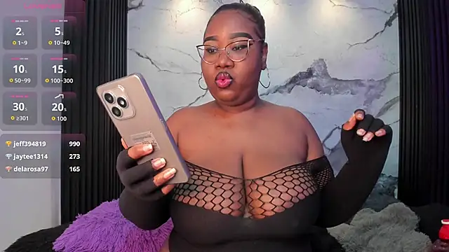 Darnellqueen online show from March 14, 12:50 am