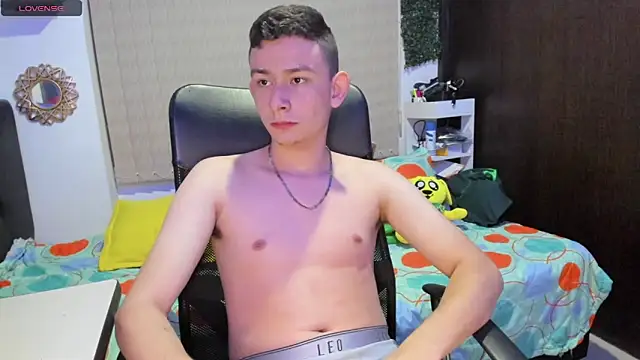 Christ Miller3 online show from March 8, 4:01 am