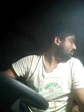 Snapshot of Driver-naru chatting on April 10, 8:46 pm Driver-naru online show from April 10, 8:46 pm