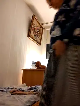 Snapshot of She-devilx chatting on February 9, 11:20 pm She-devilx online show from February 9, 11:20 pm