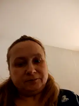 Snapshot of She-devilx chatting on February 10, 10:25 pm She-devilx online show from February 10, 10:25 pm