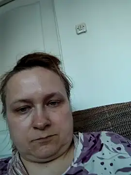 Snapshot of She-devilx chatting on February 28, 4:08 pm She-devilx online show from February 28, 4:08 pm