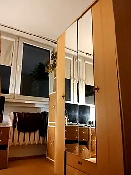 Snapshot of She-devilx chatting on March 2, 10:49 pm She-devilx online show from March 2, 10:49 pm