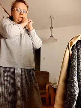 Snapshot of She-devilx chatting on March 14, 9:31 pm She-devilx online show from March 14, 9:31 pm