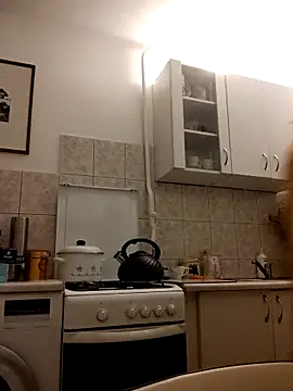 Snapshot of She-devilx chatting on April 4, 10:51 pm She-devilx online show from April 4, 10:51 pm