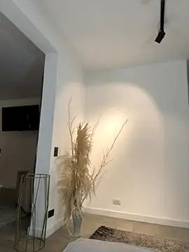 Snapshot of EllaSanz_ chatting on November 9, 7:34 pm EllaSanz online show from November 9, 7:34 pm