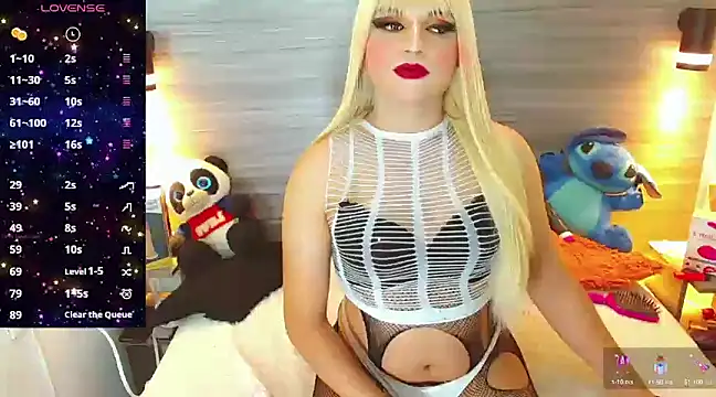 Snapshot of natashaislerxxx chatting on February 6, 8:18 am natashaislerxxx online show from February 6, 8:18 am