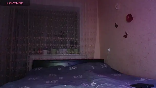 Snapshot of CumCpl chatting on December 3, 9:23 pm CumCpl online show from December 3, 9:23 pm