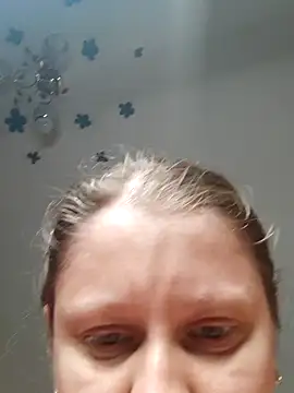 Snapshot of CumCpl chatting on October 17, 6:05 am CumCpl online show from October 17, 6:05 am