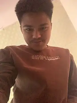 Hullax online show from March 31, 2:35 am