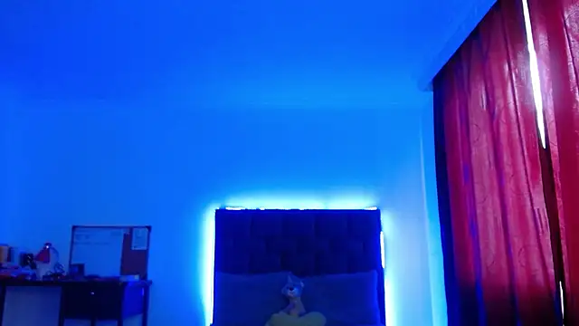 VALERY MEER online show from April 17, 12:08 pm