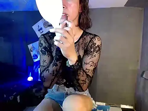 Rhianna wilson online show from January 13, 9:25 am