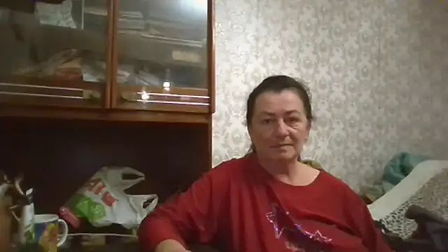 GypsiQueen2 online show from October 18, 5:25 pm