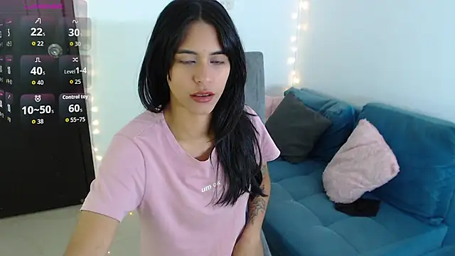 Snapshot of imSophia chatting on September 27, 8:25 pm imSophia online show from September 27, 8:25 pm