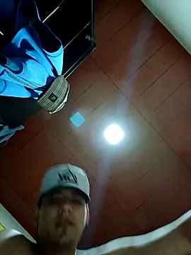 Snapshot of Triplex_Coolness chatting on September 17, 3:30 am Triplex Coolness online show from September 17, 3:30 am