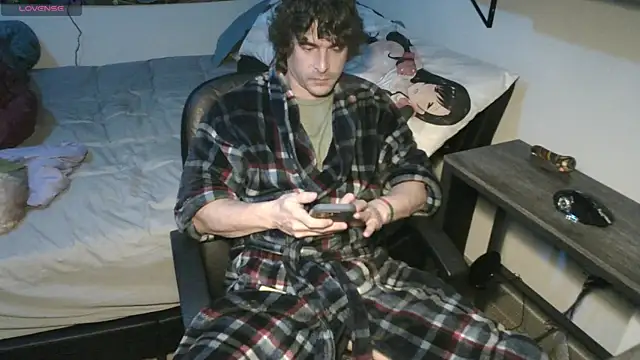 Snapshot of XxBobbyDigitalxX chatting on January 17, 2:18 am XxBobbyDigitalxX online show from January 17, 2:18 am