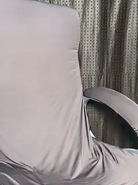 Snapshot of SCHOOL_Girl_0 chatting on March 3, 1:23 am SCHOOL Girl 0 online show from March 3, 1:23 am