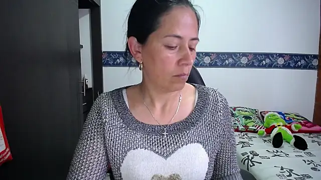 sharoon cheerry online show from December 2, 12:32 pm