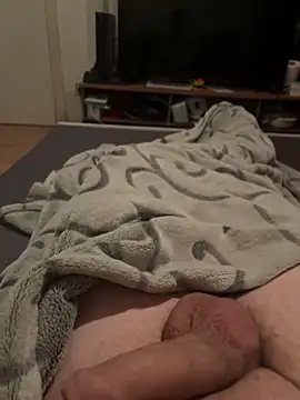 David19932908 online show from January 9, 9:05 pm