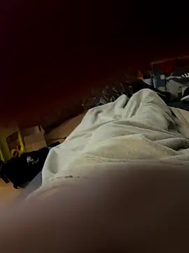 David19932908 online show from October 6, 7:44 pm