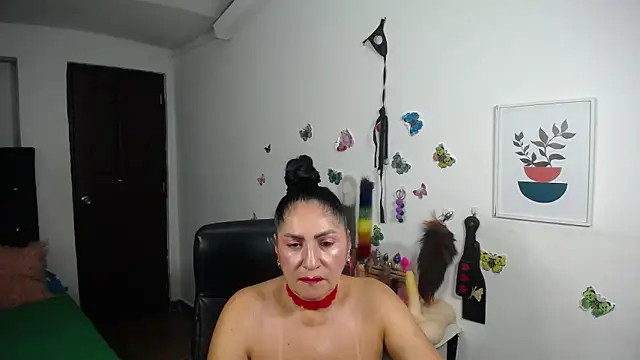 mature bigboobs10 online show from February 8, 4:27 am