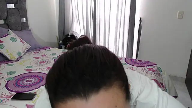 Snapshot of sara_hott_1 chatting on February 18, 2:35 pm sara hott 1 online show from February 18, 2:35 pm