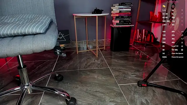 Snapshot of goddessalice chatting on October 24, 8:05 pm goddessalice online show from October 24, 8:05 pm