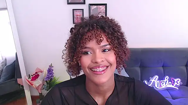 Amelia bss online show from February 19, 2:01 pm