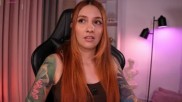RedJasmine  online show from May 16, 11:25 pm