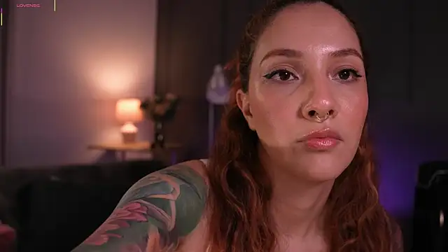 RedJasmine  online show from May 24, 10:37 pm