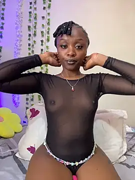 Snapshot of DazedGlade chatting on February 20, 6:28 am DazedGlade online show from February 20, 6:28 am