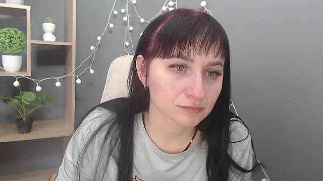 NinaFlawlees online show from January 16, 12:53 pm