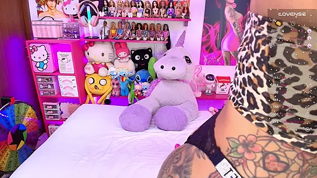 tattooBabyxxx online show from April 12, 6:18 am