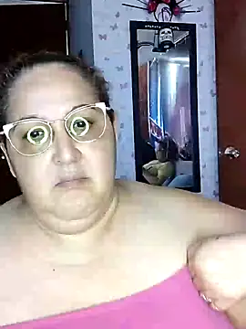 Snapshot of vanessa_romero44 chatting on January 21, 7:28 pm vanessa romero44 online show from January 21, 7:28 pm