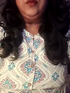 Snapshot of sassy_horny chatting on December 2, 7:05 pm sassy horny online show from December 2, 7:05 pm