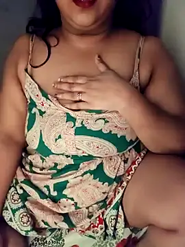 Snapshot of sassy_horny chatting on December 5, 8:11 pm sassy horny online show from December 5, 8:11 pm